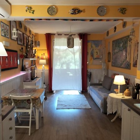 Iris House Lejlighed Agnone Bagni Eksteriør billede